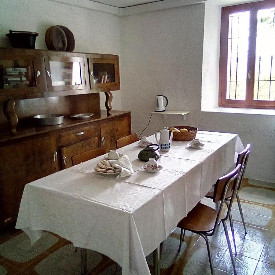 Albareto  Casa Del Gigi Bnb מראה חיצוני תמונה
